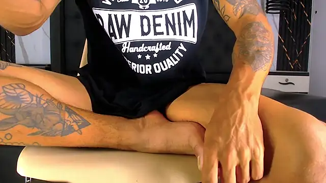 Hot Latino x online show from March 2026 07:41:02 PM