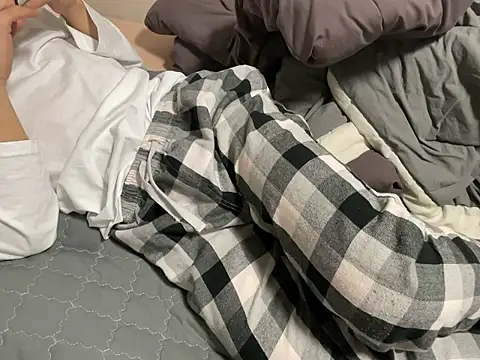   kim online show from December 2025 01:21:02 PM