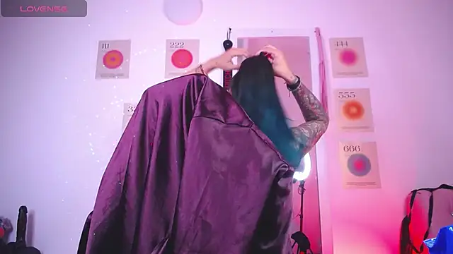 LunaAponte online show from February 2026 02:45:02 AM