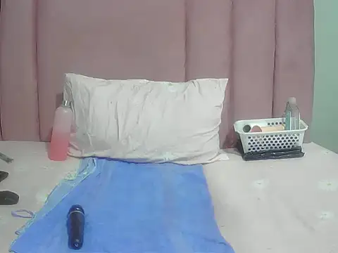Cherrydollx online show from May 2026 04:04:02 PM