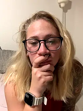 Antoniia69 online show from November 2025 10:43:02 PM