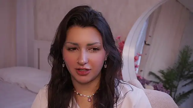 DovieMascall online show from November 2025 07:41:02 AM