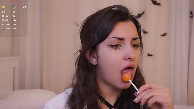 DovieMascall online show from November 2025 06:47:01 AM