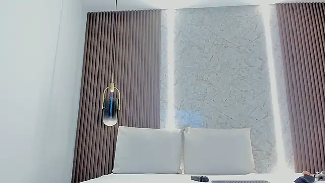 mia dollce online show from January 2026 10:41:02 AM