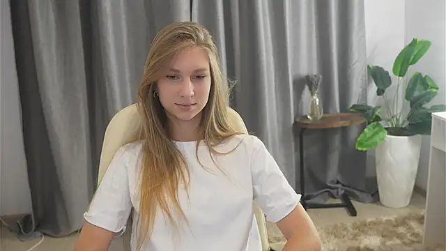 CaritaTacke online show from November 2025 11:53:01 AM