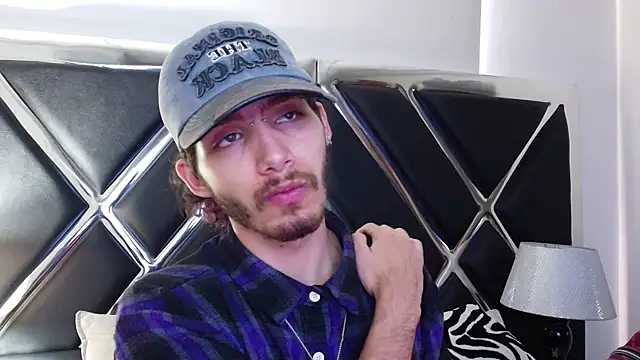 Snapshot of JojoBraando chatting on January 2026 01:48:01 PM JojoBraando online show from January 2026 01:48:01 PM