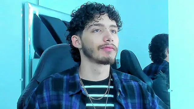 JojoBraando online show from November 2025 12:00:01 AM