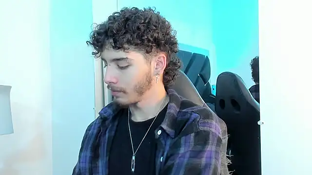 JojoBraando online show from November 2025 09:04:01 PM