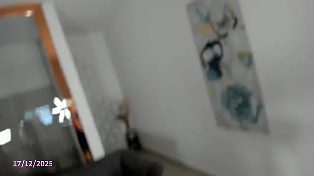 MafeArias23 online show from December 2025 01:16:02 PM