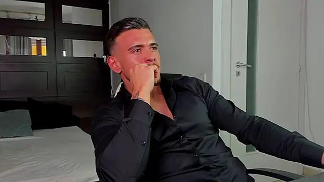 ElijahThorne online show from March 2026 02:30:01 PM