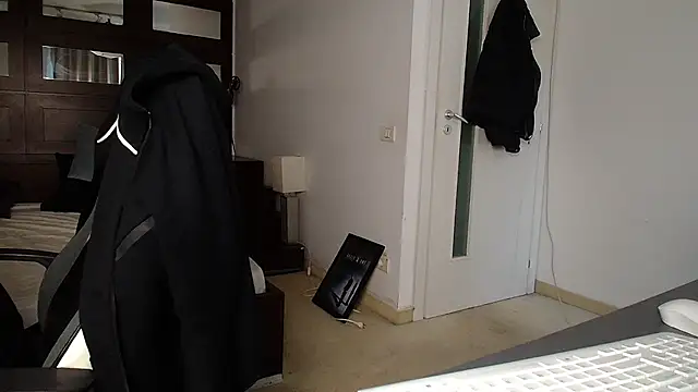 ElijahThorne online show from February 2026 10:48:02 AM