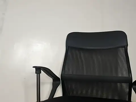 kira-stormm online show from March 2026 09:33:01 PM