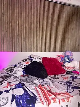 Hayley-Fox online show from April 2026 12:58:02 AM