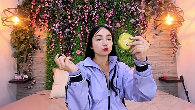 kittyMelvis online show from December 2025 01:10:02 AM