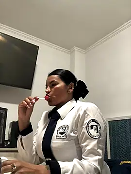 Snapshot of Rosa_Vidal_ chatting on November 2025 08:20:01 PM Rosa Vidal online show from November 2025 08:20:01 PM