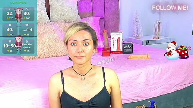 Lunitaa Diva online show from December 2025 02:33:01 PM