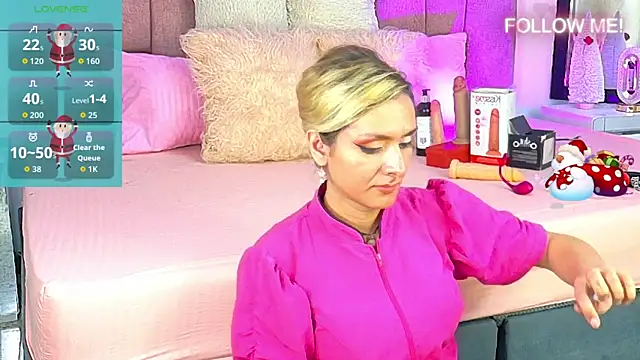 Lunitaa Diva online show from December 2025 02:54:02 PM