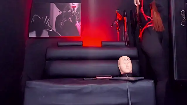 AprilStoness online show from March 2026 07:15:01 PM