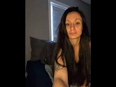 LexiLuxi online show from January 2026 03:52:01 PM