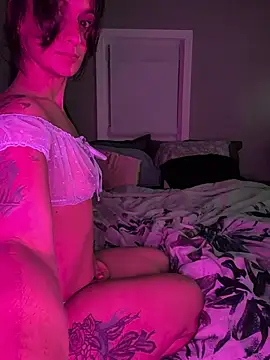 LexiLuxi online show from November 2025 04:13:01 AM