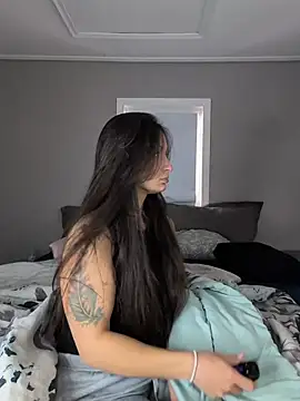 LexiLuxi online show from December 2025 08:54:01 PM