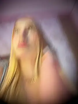 valeryfox   online show from February 2026 01:11:01 PM