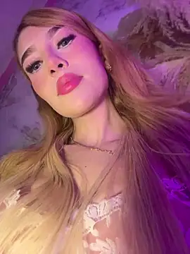 valeryfox   online show from December 2025 12:22:02 AM