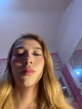 valeryfox   online show from November 2025 11:32:02 AM