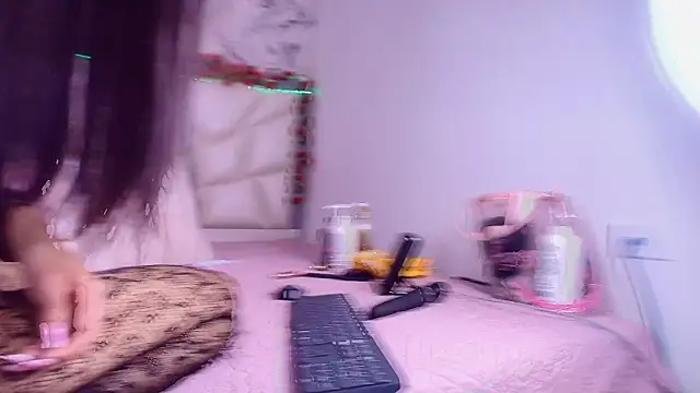 lili jhonson online show from February 2026 11:54:02 AM