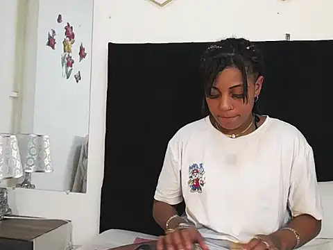 vcasandrap online show from November 2025 07:36:02 PM