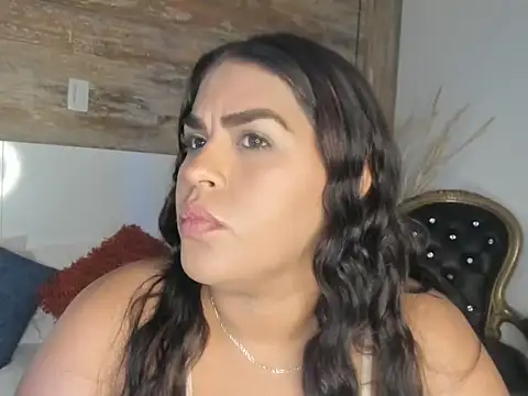 lathiffa online show from December 2025 06:32:01 PM