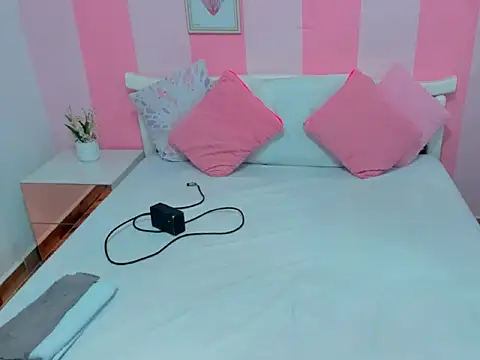 lathiffa online show from November 2025 09:04:01 PM