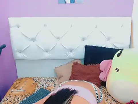 xwetdreamsx online show from November 2025 05:46:01 PM