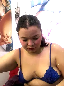 Snapshot of Sweet_Sasha_01 chatting on December 2025 02:56:02 AM Sweet Sasha 01 online show from December 2025 02:56:02 AM