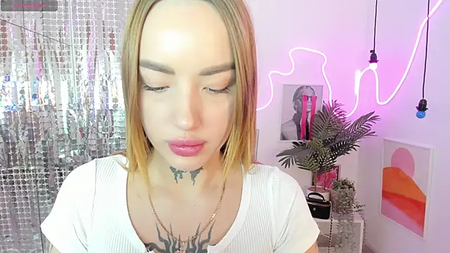 MarquiseMuse online show from December 2025 09:55:01 AM