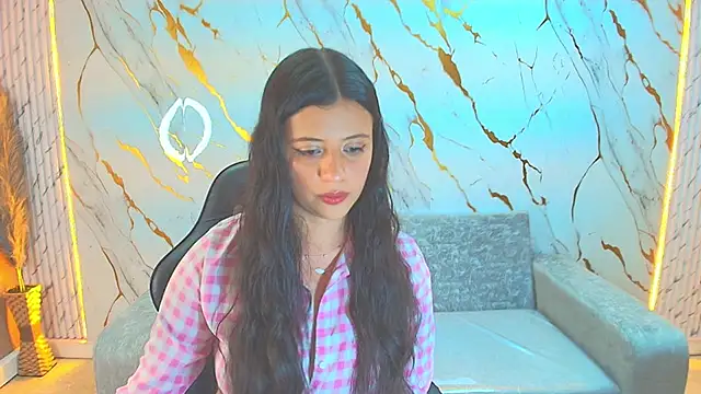 Diamond tf online show from November 2025 08:42:02 PM