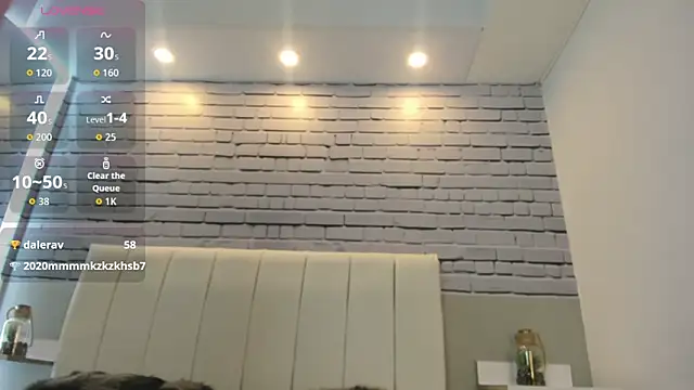 Snapshot of SophieeMoore chatting on March 2026 03:12:01 PM SophieeMoore online show from March 2026 03:12:01 PM