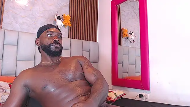 BlackEmperador online show from December 2025 05:32:01 AM