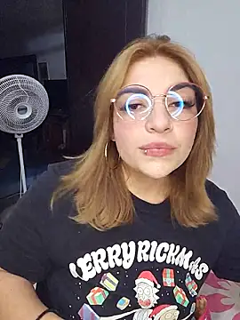 mila curvy online show from December 2025 04:58:02 AM