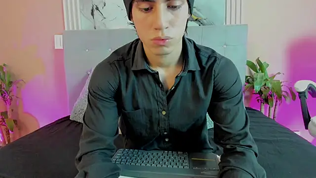 eren jeager online show from February 2026 01:17:02 AM