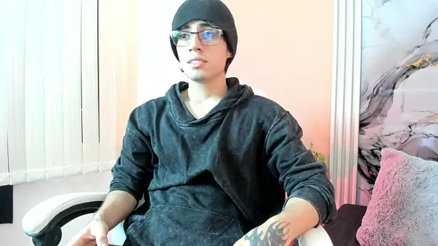 eren jeager online show from February 2026 02:01:01 AM