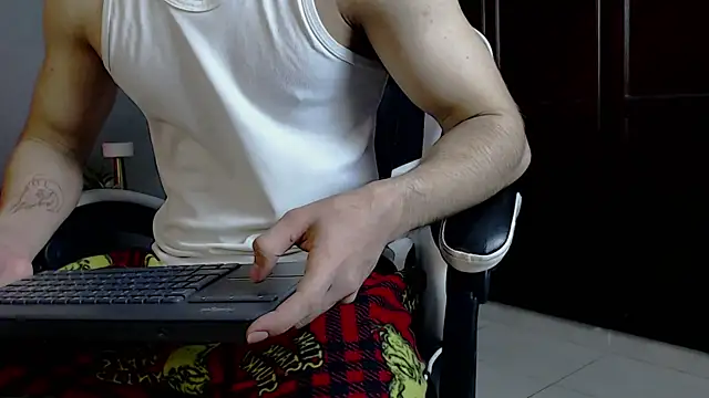 eren jeager online show from May 2026 01:26:02 AM