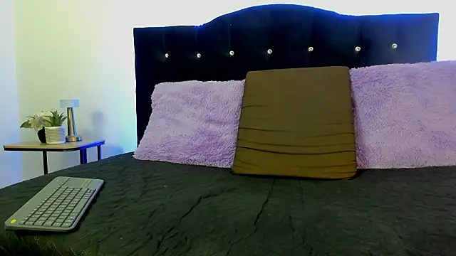 eren jeager online show from February 2026 01:17:01 AM