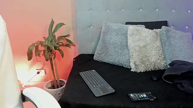 eren jeager online show from April 2026 01:20:02 AM