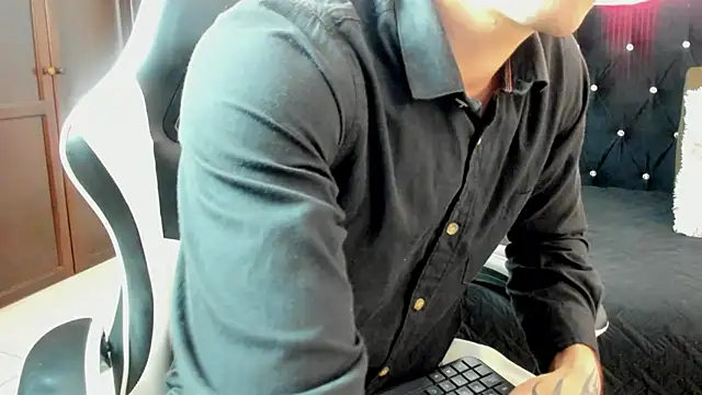 eren jeager online show from February 2026 01:16:02 AM