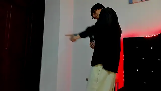 eren jeager online show from February 2026 06:22:01 AM