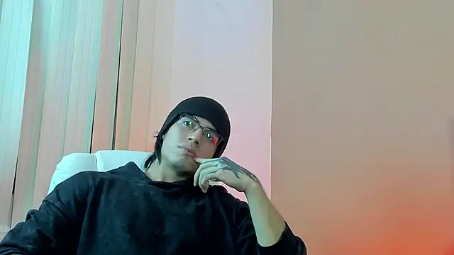 eren jeager online show from May 2026 01:42:01 AM