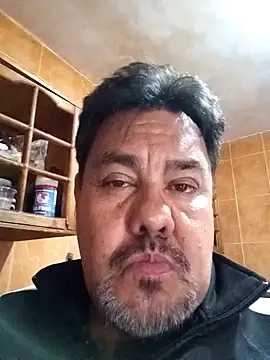 AlexCancun online show from November 2025 09:04:01 PM