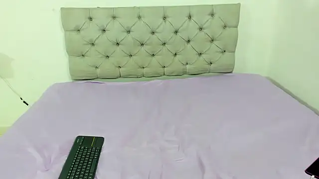 Snapshot of Briitney_tovar chatting on December 2025 03:55:01 AM Briitney tovar online show from December 2025 03:55:01 AM