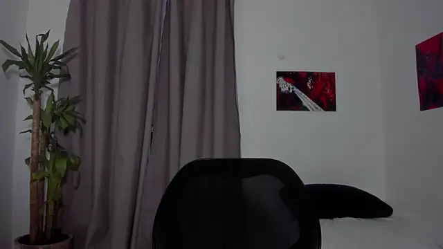 Catty Noir online show from March 2026 03:38:01 AM